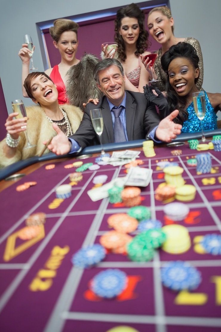 Blackjack decision buttons and player options on mas4d alternatif table